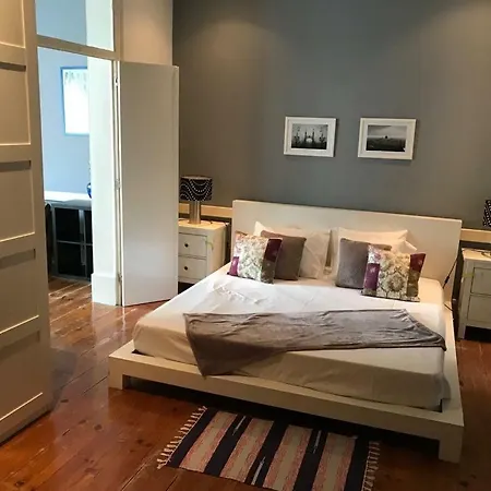 Holiday home Charming Bedroom/ Private Bathroom And Living